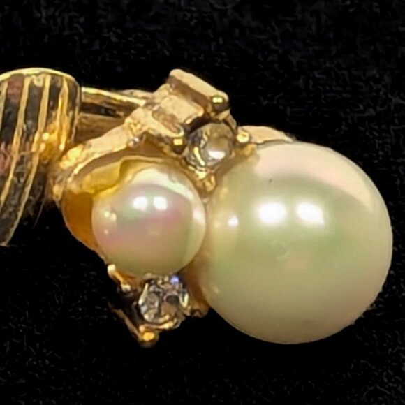 🔥BLACK FRIDAY🔥 DIOR Double Pearl and Gem Stones Gold Tone Earrings Clip-on - Picture 5 of 11